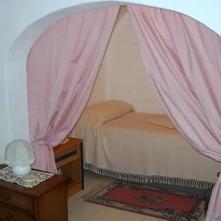 Trullo Luciana * تْشيستيرنِنو