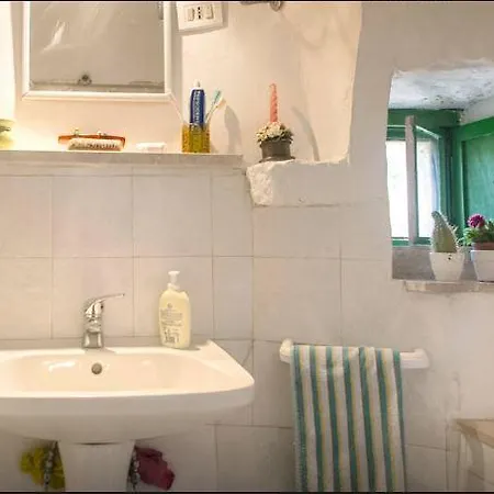 Trullo Luciana تْشيستيرنِنو