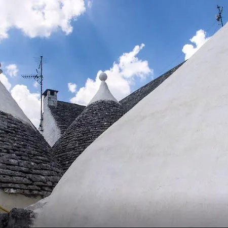 Trullo Luciana تْشيستيرنِنو